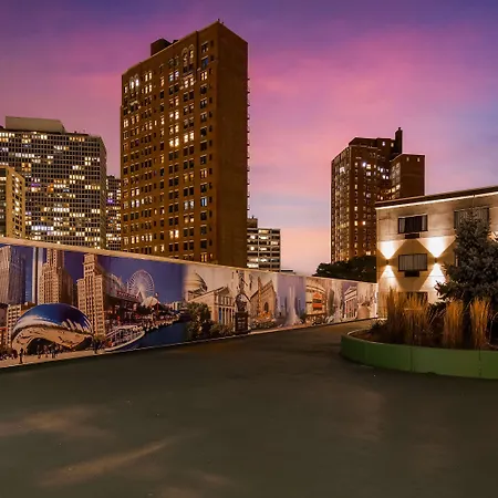 Best Western Plus Hyde Park Chicago Hotel