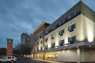 Hotel La Quinta & - Shore